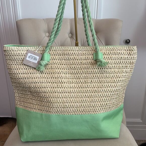 Green and Tan Raffia and Canvas Beach Tote - Picture 2 of 10